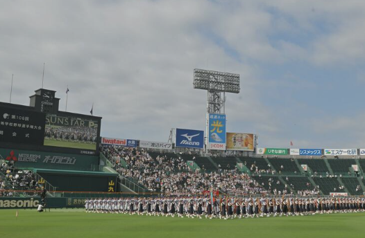 【悲報】甲子園、やっぱり厳しい　開会式の時点で熱中症発生で車椅子事案発生