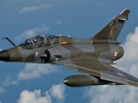 【速報】フランス政府、ウクライナに自国製戦闘機供与を発表『西側にはまだまだ上位戦闘機がある』