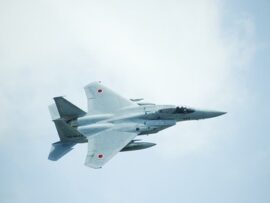 【緊急速報】中国軍機が日本の九州付近まで領空侵犯　航空自衛隊の戦闘機が出撃　交戦の恐れあり