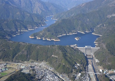 【ありがてぇ】日本のダム10位の早明浦ダム貯水量57%により取水制限→台風10号により1発で100%回復ｗｗｗｗｗ