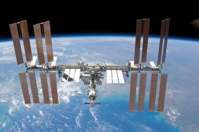 国際宇宙ステーション、地球に落下