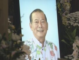 【宜野湾市長の告別式】玉城デニー知事の出席情報が各メディアに見当たらず、現職総理は供花・元県知事なども出席