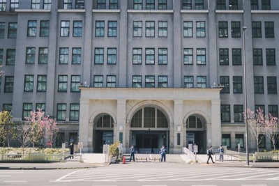 日本政府「消費税と所得税を0にする代わりに医療費を全額負担にします」←これに賛成する人おる?(^o^)丿 日本政府「消費税と所得税を0にする代わりに医療費を全額負担にします」←これに賛成する人おる?(^o^)丿