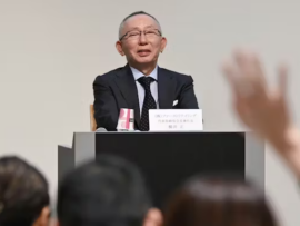 ユニクロの柳井会長「円安が日本にとって良いわけないだろ」