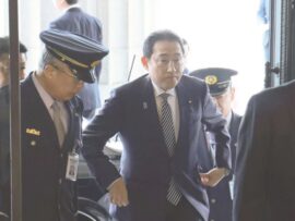 【悲報】異例の首相出席と野党要求のメディア公開などにもかかわらず、野党は予算案の採決に反対。「不十分だ！」