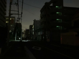 【悲報】大阪府大規模停電、今だ完全復活せず「原因不明」クソ暑くて起こされる不眠続出　全員寝不足へ