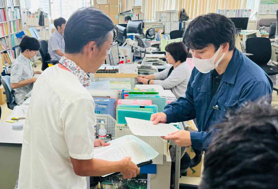 【辺野古ダンプ事故】沖縄・玉城知事宛に防衛局が異例の要請「妨害行為で警備員にも危険」