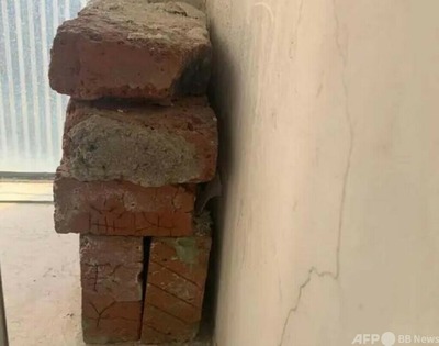 【速報】中国で32階タワマンからレンガを落とし下の人に当てて殺してしまった少年、即日死刑執行