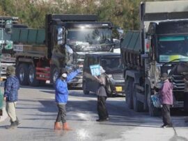 【速報】沖縄県、辺野古反対運動巡り見解「牛歩は条例に抵触せず、支障のない範囲で歩行するのは条例に抵触しない」