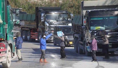 【速報】沖縄県、辺野古反対運動巡り見解「牛歩は条例に抵触せず、支障のない範囲で歩行するのは条例に抵触しない」