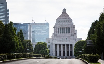 【速報】高市早苗氏、総裁選立候補の意向伝える　※非公開会合(幹部10人程度)で伝えた所、漏れた模様