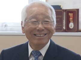兵庫県職員「井戸前知事は県に贈られた贈答品は「みんなで食べ」と職員に配っていたが、斎藤知事は自分が全部持ち帰ってた」