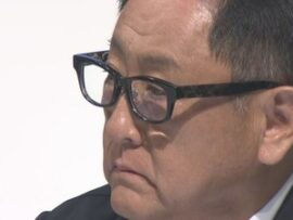 【悲報】トヨタ自動車の豊田章男会長「ジャパンラブの私が日本脱出を考えているのは本当に危ない」「（自動車業界が）日本から出ていけば大変になる」