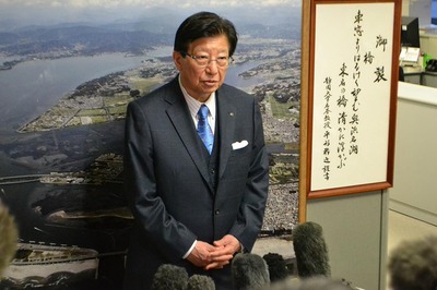 川勝知事、夏のボーナスについて「まだ考えていません、流れに身をまかせる。自然体で」