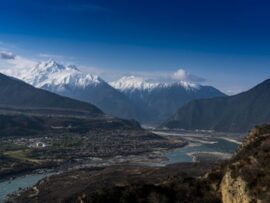 中国当局がヒマラヤ山脈の峡谷「三峡ダムの3倍、総費用21兆円の人類史上最大のダム作るぞ」距離500キロ、標高差5500メートル　インド政府が懸念