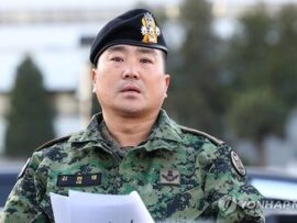 【非常戒厳】国会投入の特殊部隊、身元機密の団長が素顔と実名公表して泣きながら命乞い「無能な国防部長官に利用された被害者です」